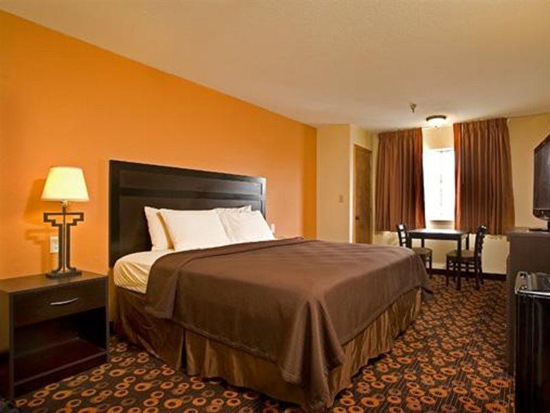 סנטה פה Econo Lodge Inn & Suites מראה חיצוני תמונה